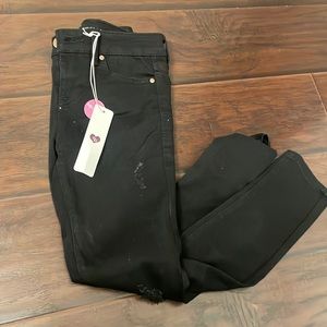 Black skinny jeans